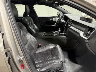 Volvo V-60 2.0T6 228kW Automaat Pano Inscription picture 40
