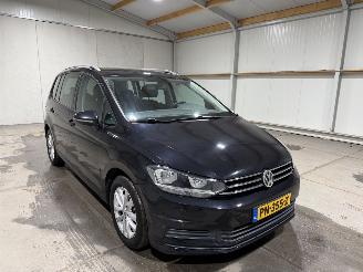 Volkswagen Touran 1.6TDI 81kW 7p Automaat SCR Connected Series 7 Persoons picture 3