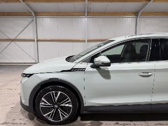 Skoda Elroq 85kWh 210kW Business Edition picture 13