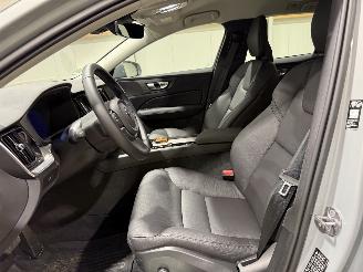 Volvo V-60 2.0B4 145kW Automaat Essential Edition picture 30