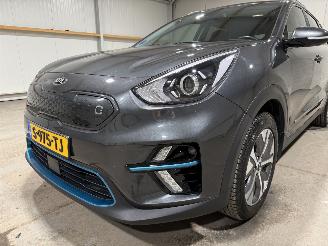 Kia e-Niro 64kWh 150kW Automaat DynamicPlusLine picture 22