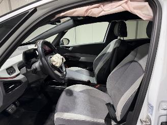 Volkswagen ID.3 58kWh 150kW First Plus picture 30