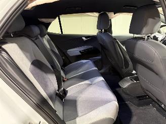Volkswagen ID.3 58kWh 150kW First Plus picture 37