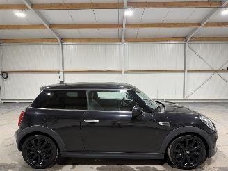 Schadeauto Mini Cooper 1.5 100kW Automaat Cooper Chili 2019/11