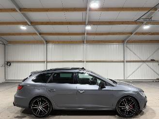 Schadeauto Seat Leon ST 2.0TSI 221kW Automaat Pano CUPRA 300 2017/6