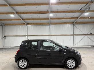 Schadeauto Renault Twingo 1.2-16V 55kW Automaat Initiale Airco 2008/7