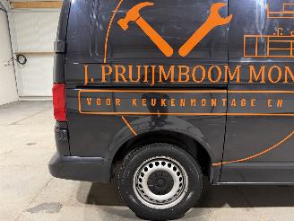 Volkswagen Transporter 2.0TDI 103kW L1H1 Highline picture 26