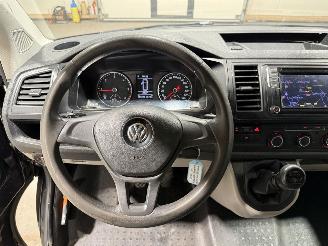 Volkswagen Transporter 2.0TDI 103kW L1H1 Highline picture 36