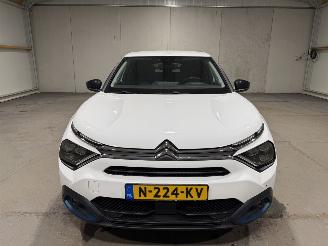 Citroën E-C4 50kWh 100kW Automaat Camera Shine picture 4