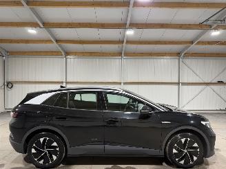 damaged passenger cars Volkswagen ID.4 77kWh 128kW Business Pro 2023/10