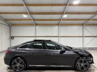 krockskadad bil auto Mercedes EQE 300 89kWh 180kW Luxury Line Pano Luchtvering 2023/4