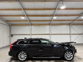 damaged passenger cars Volvo V-90 2.0T8 235kW Automaat AWD Inscription Pano 2018/5