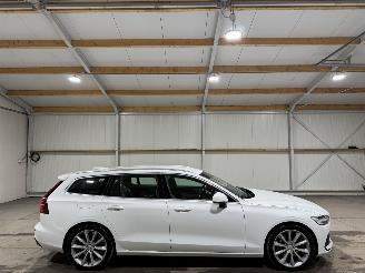 Schadeauto Volvo V-60 2.0T6Hybrid 186kW Automaat Twin Engine AWD Momentum Pro 2020/6