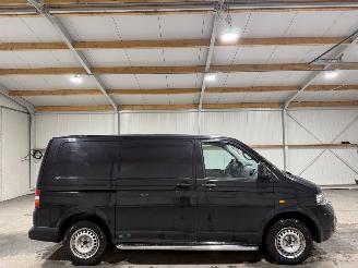 krockskadad bil auto Volkswagen Transporter 2.5TDI 96kW Automaat Navi Airco 2004/11