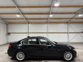 Avarii autoturisme BMW 3-serie 320i 135kW Automaat Schuifkantel Luxury Edition 2018/4