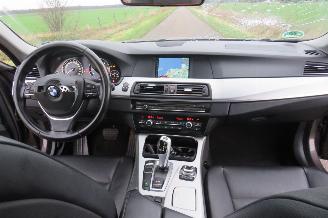 BMW 5-serie 520 D High Executive 184pk Automaat 240.000km schuifdak leer navie  vol optie picture 24