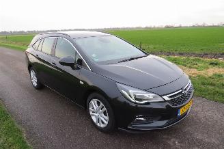 Voiture accidenté Opel Astra SPORTS TOURER+ 1.0 77kw 105pk  Business+  Euro 6 Navigatie Clima  2016 2016/5