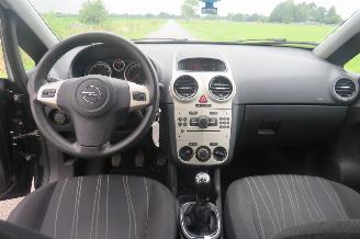 Opel Corsa 1.2 16V 80pk 5Drs Essentia  160.000kn  Airco [ top topstaat picture 3