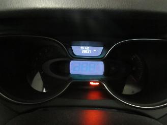 Renault Captur 1.2 TCE 118pk  94.000 Nap 5drs Mpv Camera Navigatie 2017 nieuwstaat picture 3