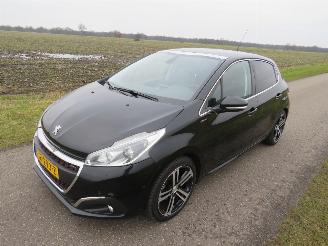 Peugeot 208 1.2 110pk GT Line  5Drs 82.000km nap Leer Camera Navigatie  2016 topstaat picture 23