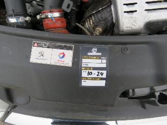 Peugeot 208 1.2 110pk GT Line  5Drs 82.000km nap Leer Camera Navigatie  2016 topstaat picture 19