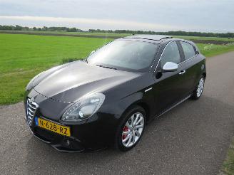 Alfa Romeo Giulietta 1.4 Turbo 120pk progresion 211.000km nap 5Drs  Leer Clima Schuifdak picture 12