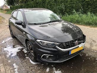 krockskadad bil auto Fiat Tipo tipo Stationwagon 1.6 16v Business Luss 2018/2