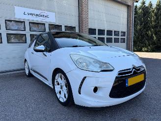 Vaurioauto  passenger cars Citroën DS3 1.6 THP Sport Chic Navi Clima 2011/3