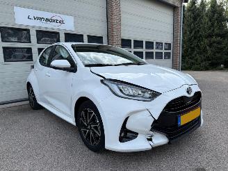uszkodzony samochody osobowe Toyota Yaris 1.5 Hybrid Dynamic Navi Clima Cruise 35316 Km NAP ! 2023/2