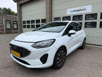 Vaurioauto  passenger cars Ford Fiesta 1.0 Ecoboost Hybrid Titanium X Automaat Navi Clima NAP ! 2022/2