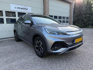 damaged passenger cars BYD Atto 3 Comfort 60 kWh Pano Leder 65704 Km NAP ! 2024/7