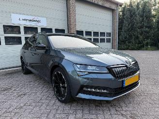 damaged passenger cars Skoda Superb 1.4 TSI iV PHEV Sportline Automaat Pano Virtual 2020/6