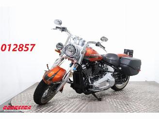 Schade motor Harley-Davidson  107 FLDE Softail Deluxe 5HD Jekill & Hyde ABS LED 18.643 km! 2019/9