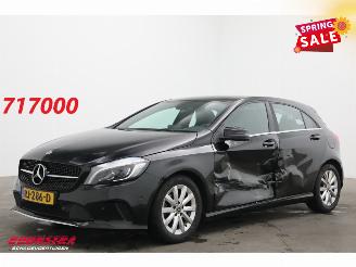 Unfallwagen Mercedes A-klasse 180 d Business Solution Navi Airco Cruise SHZ PDC 2017/11