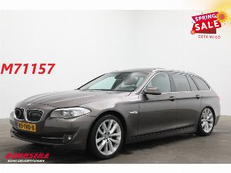 Schadeauto BMW 5-serie Touring 530i High Executive Pano Xenon Navi Clima Cruise SHZ PDC 2012/4