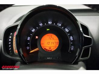 Toyota Aygo 1.0 VVT-i x-play Bluetooth Airco Cruise Camera picture 20