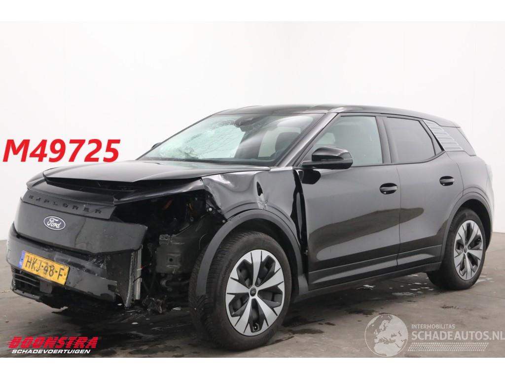 Ford Explorer Standard Range RWD 52 kWh LED ACC Memory Camera LRHZ