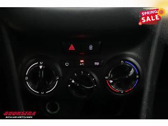 Peugeot 208 1.2 PureTech Blue Lion 5-DRS Navi Airco Cruise Bluetooth PDC picture 22