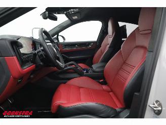 Porsche Cayenne 4.0 Turbo GT E-Hybrid PCCB Sport Chrono PDLS+ HUD Burmester HUD 360° picture 21
