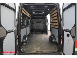 Volkswagen Crafter 2.0 TDI 140 PK DSG L3-H3 Leder Bluetooth Airco Cruise PDC AHK picture 17
