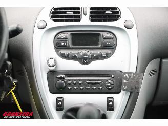 Citroën Xsara-picasso 1.6i-16V Caractère Clima Cruise PDC AHK picture 10
