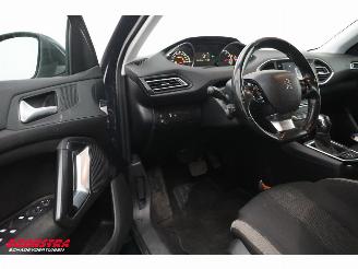 Peugeot 308 SW 1.2 PureTech Aut. Style Navi Clima Cruise PDC AHK picture 12