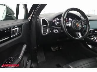 Porsche Cayenne 4.0 Turbo PCCB Pano PDLS+ PASM ACC Burmester 360° AHK 130.433 km! picture 10