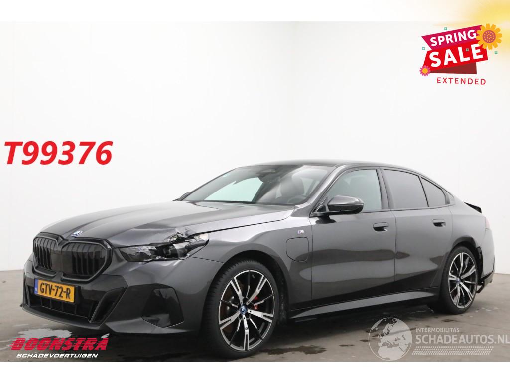 BMW 5-serie 530e M-Sport Pro Leder ACC H/K Camera SHZ