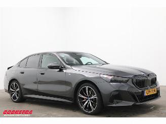 BMW 5-serie 530e M-Sport Pro Leder ACC H/K Camera SHZ picture 2