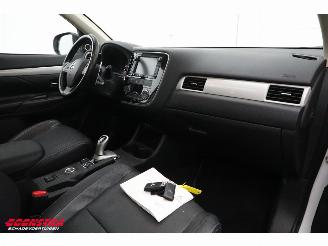 Mitsubishi Outlander 2.0 PHEV Instyle 4WD Schuifdak Leder Cruise Camera SHZ AHK picture 8