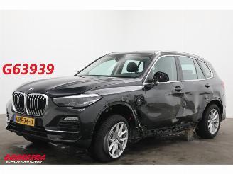 Schadeauto BMW X5 xDrive45e Executive Pano LED ACC H/K Camera LRHZ AHK 2021/5