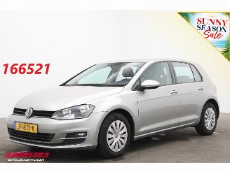 okazja samochody osobowe Volkswagen Golf 1.6 TDI Trendline Navi Bluetooth Airco Cruise APK 2027! 2016/3