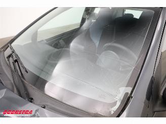Toyota Aygo 1.0 VVT-i Now 5-DRS Navi Airco 96.456 km! picture 12