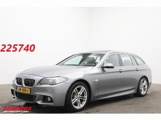BMW 5-serie Touring 520i Aut. M-Sport Pano Leder Memory SHZ Orig. NL 151.381 km! picture 1